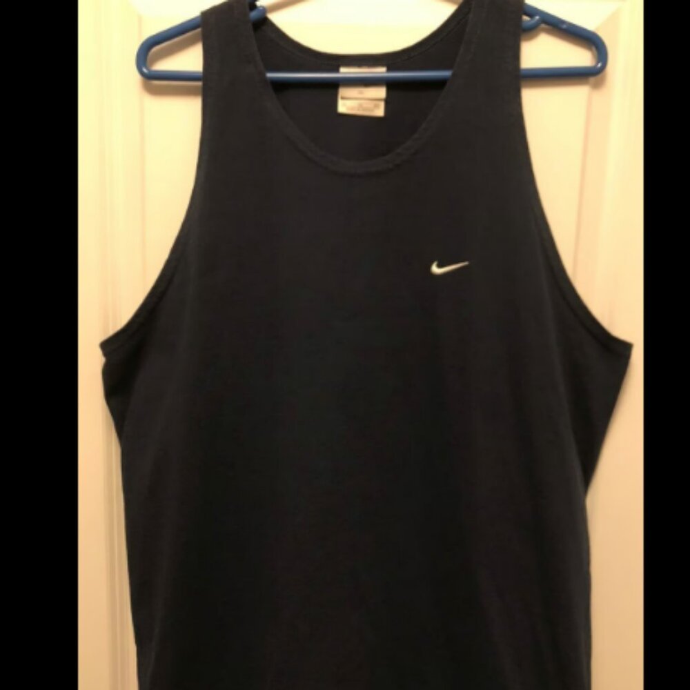 VINTAGE NIKE TANK TOP